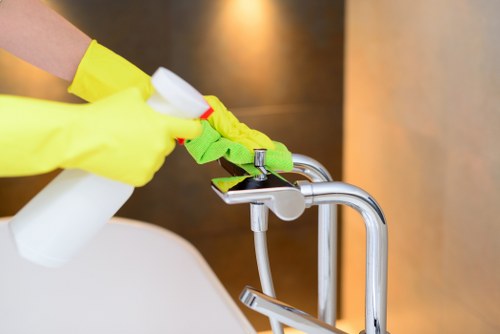 End of tenancy cleaning checklist and finished property in Harringay